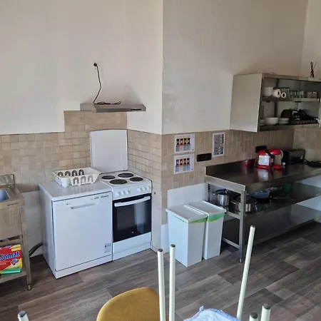 Apartament 1 Og Links Penzini Monteurzimmer C Durlach Fuer 6 Personen *